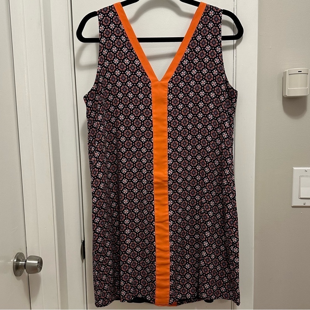 THML Boho Shift Mini Dress Sleeveless L Orange & Navy Blue Geometric Open Back